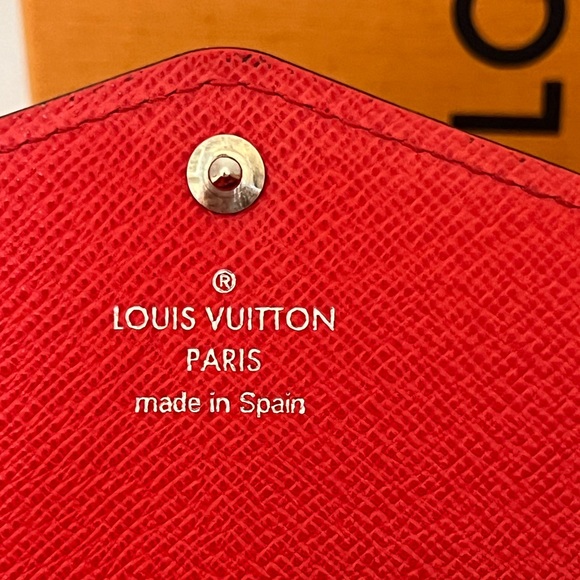 ❤️ Louis Vuitton Sarah NM Wallet Epi Leather Red - Picture 5 of 16